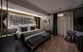 The Wings Hotel