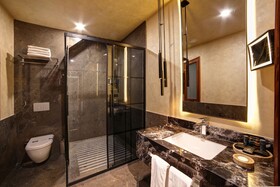 DeCamondo Galata, A Tribute Portfolio Hotel