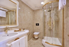 Hotel Emirhan Palace