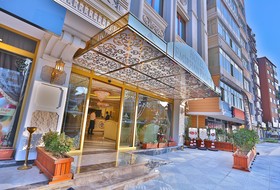 Hotel Emirhan Palace