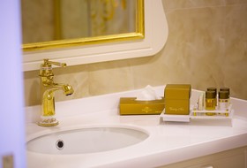 Hotel Emirhan Palace