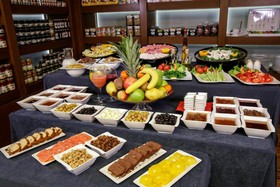 Housez Suites & Apartments