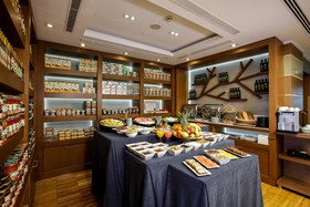 Housez Suites & Apartments