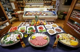 Housez Suites & Apartments