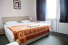 Hush Hostel Lounge