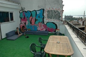 Hush Hostel Lounge