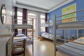 Hush Hostel Lounge
