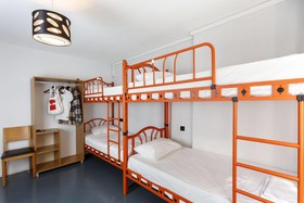 The Room Hostel Moda