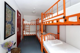 The Room Hostel Moda