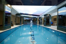 Ilkbal Deluxe Hotel