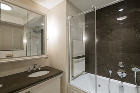 Ist Flats Serviced Apartments-Emaar Sq