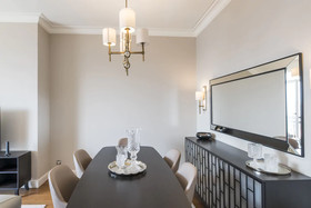 Ist Flats Serviced Apartments-Emaar Sq