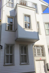 Jasmine Apartment