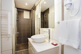 Jem Pera Boutique Hotel
