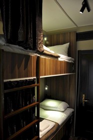 Juliet Rooms & Kitchen