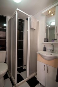 Kamondo Apartments