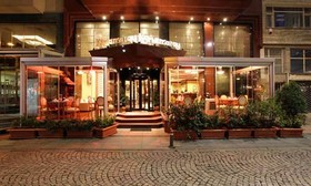 Mineo Hotel