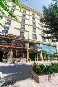 Kensington Hotel