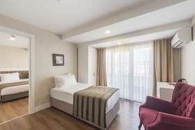 Kensington Hotel