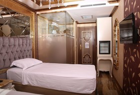 Laleli Blue Marmaray Hotel