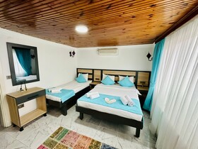 La Maison Bleue Hotel