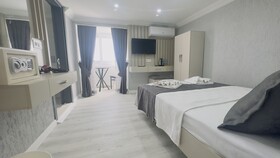 La Mer Old City Hotel