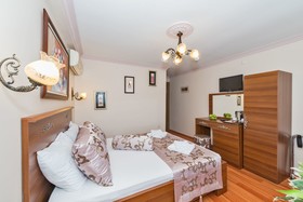 Lamp Hotel