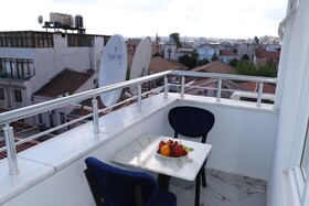 Laos Otel & Apartment