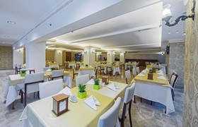 Lausos Palace Hotel