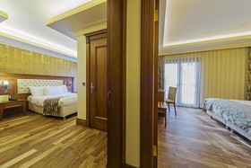 Lausos Palace Hotel