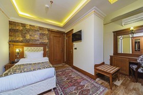 Lausos Palace Hotel