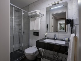 Le Petit Palace Hotel