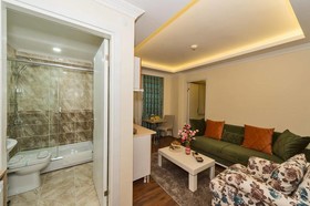 Le Premier House