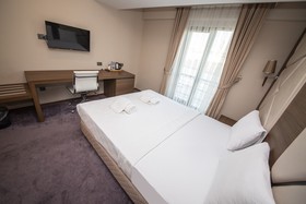 Litros Hotel & Spa