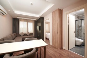 Livinton Hotel
