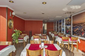 Nova City Hotel