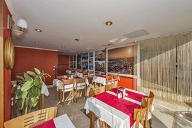 Nova City Hotel