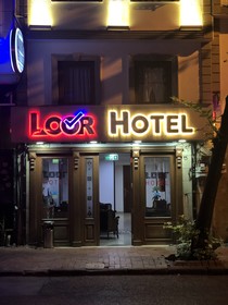 Nova City Hotel