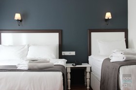 Nova City Hotel