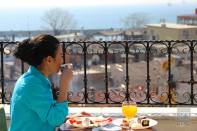 Nova City Hotel