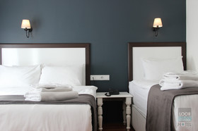 Nova City Hotel