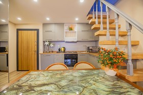 Lord Morgan & Exclusive Design Nisantasi