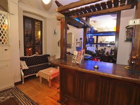 Magic House Hotel