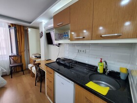 Maniz Studio Apart