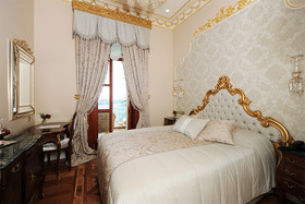 Maroon Hotel Pera