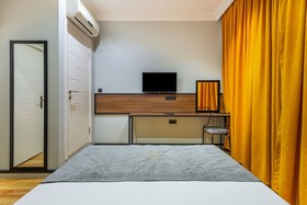 Aram Kerasi Rooms