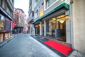 Megalos Galata Hotel