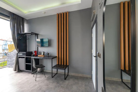 Melanj Airport Hotel