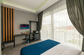 Melanj Airport Hotel