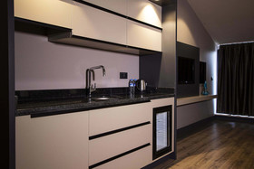 Best Western Premier Hidden Hills Hotel